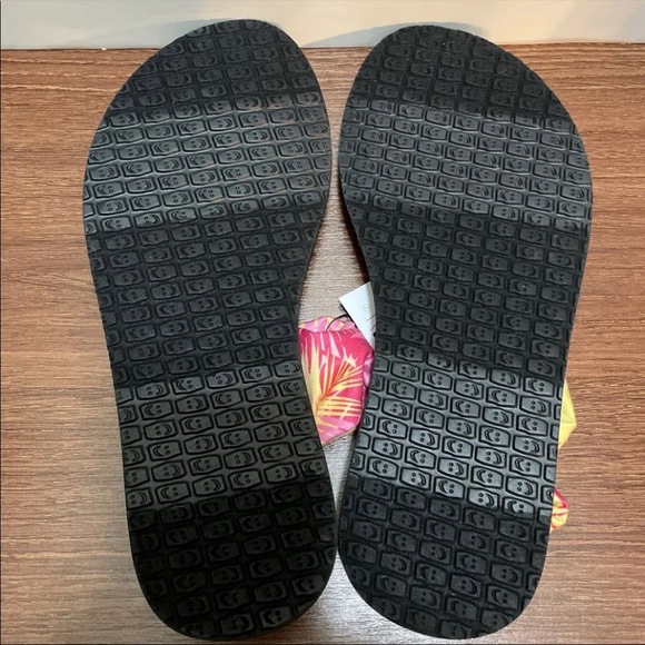 New Sanuk Yoga Sling Prints Sandals - Picture 5 of 6